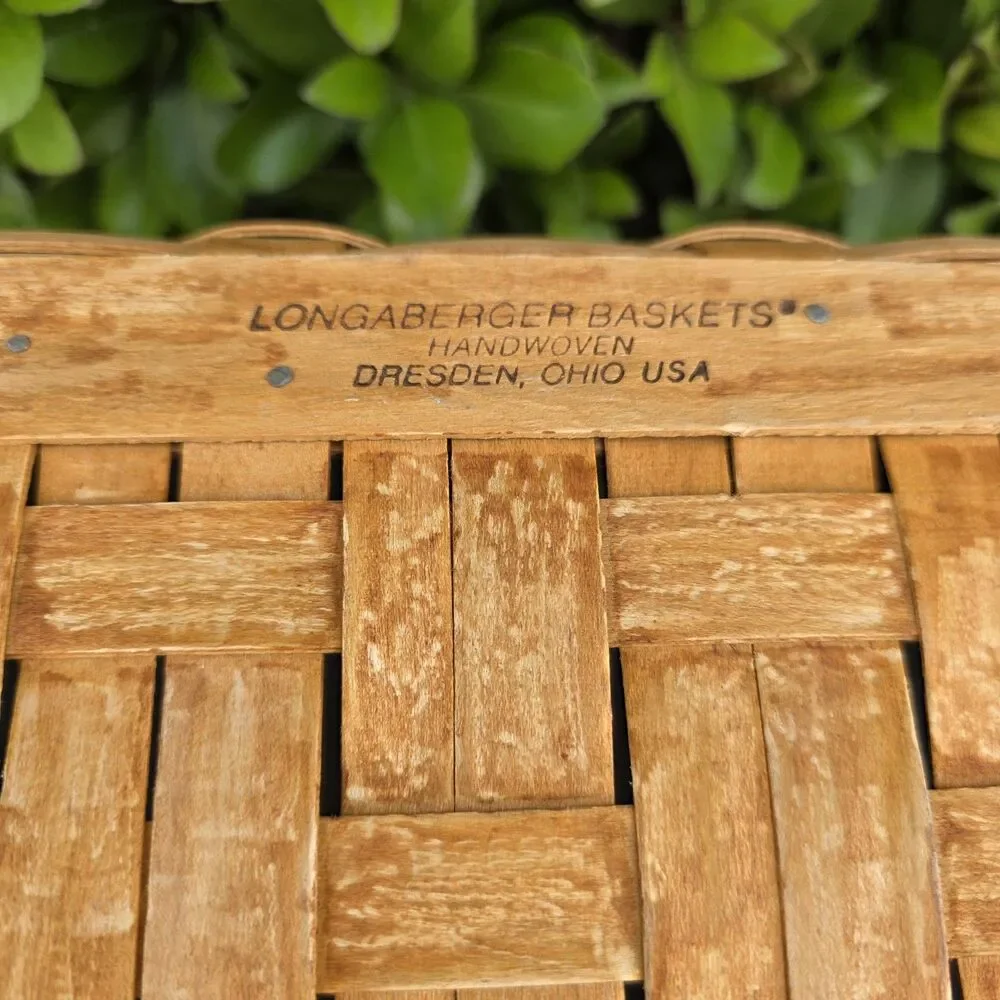 Longaberger 1995 Edition Traditions Collection Family Basket, Discontinued